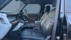 Land Rover Defender 3.0 D250 X-Dynamic HSE 110 5dr Auto Diesel Estate